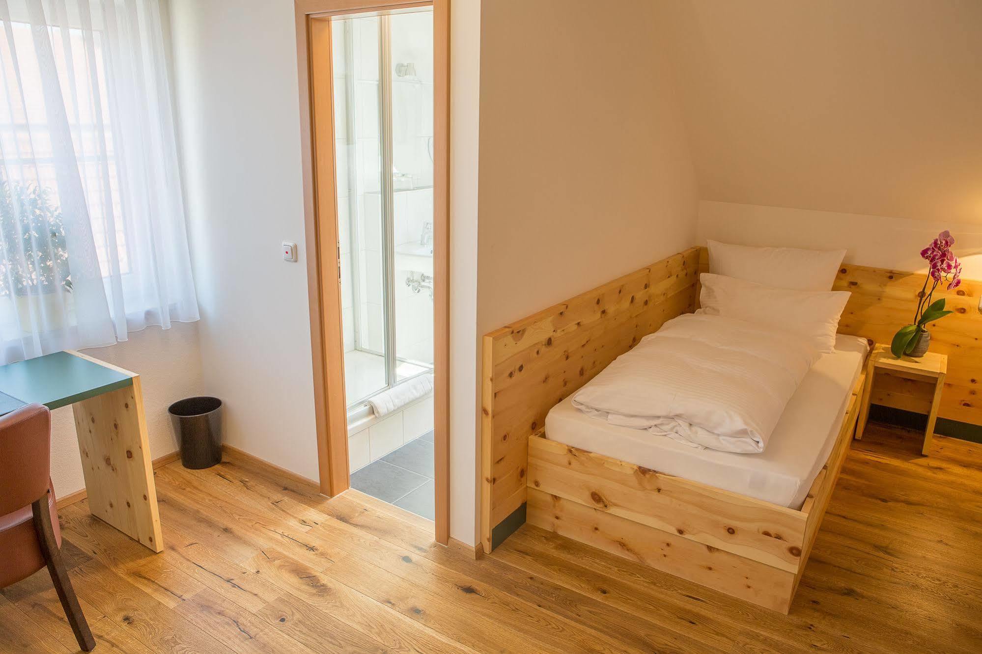 Landgasthof Weberhans Harburg  Bagian luar foto