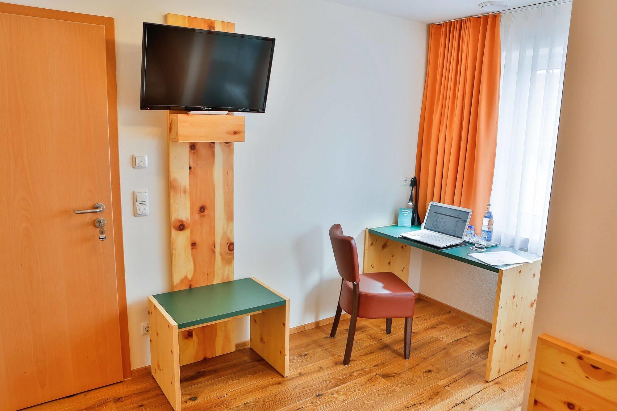 Landgasthof Weberhans Harburg  Bagian luar foto